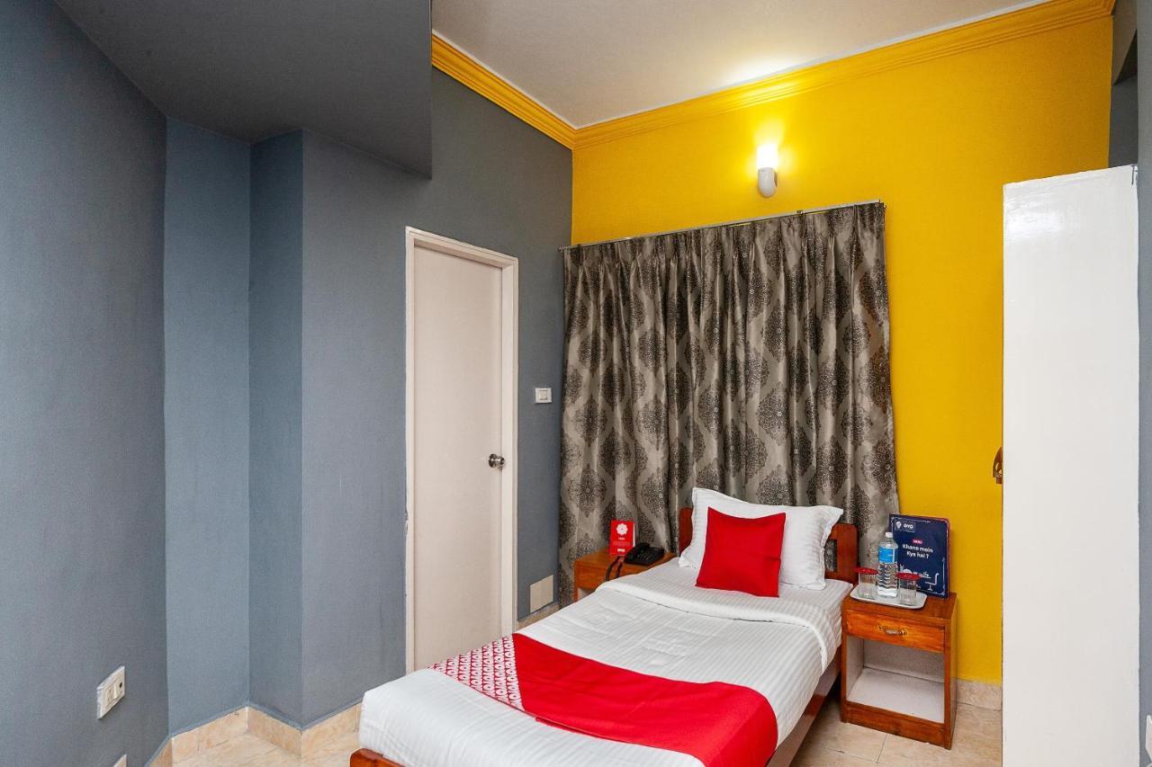 Hotel Manhattan Chennai Exterior foto