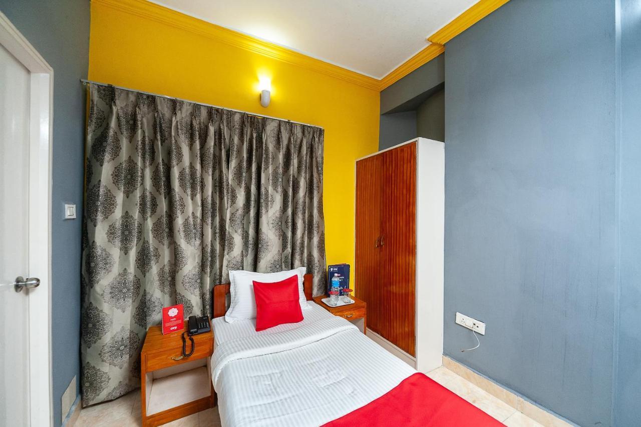Hotel Manhattan Chennai Exterior foto