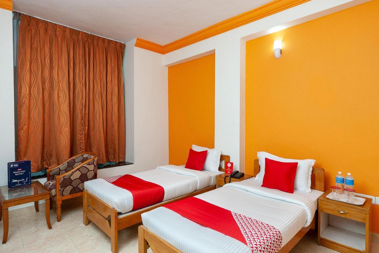 Hotel Manhattan Chennai Exterior foto