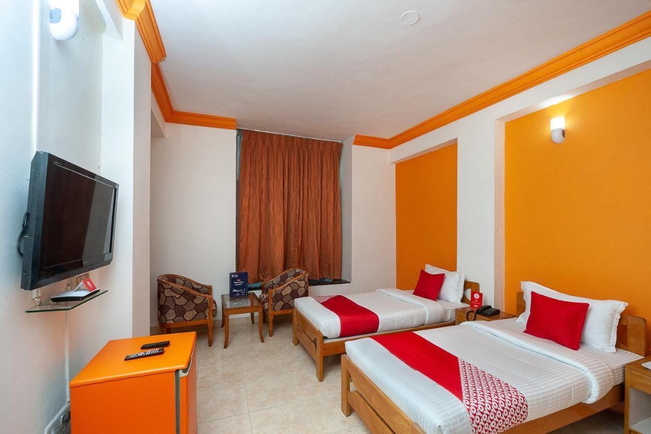 Hotel Manhattan Chennai Exterior foto
