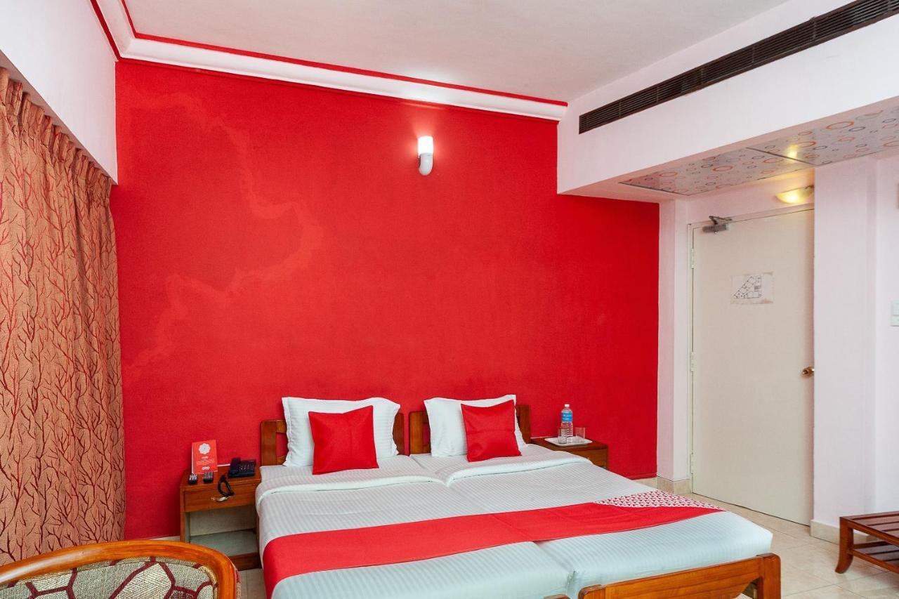 Hotel Manhattan Chennai Exterior foto