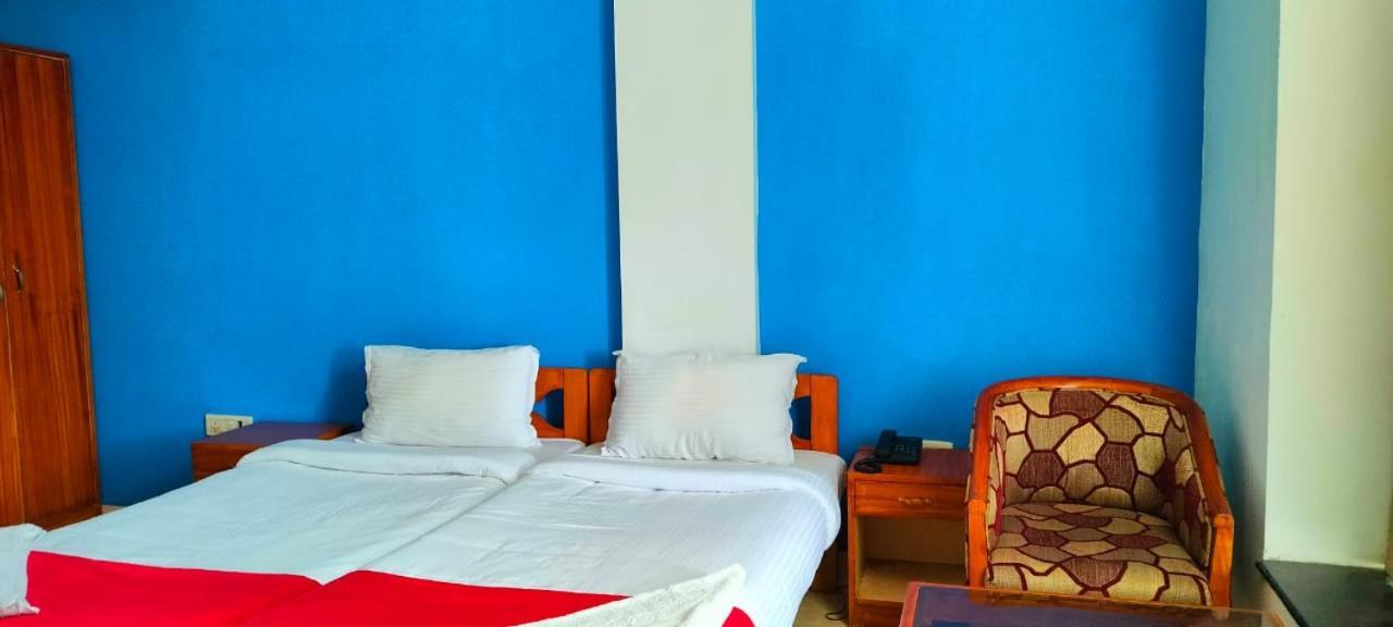 Hotel Manhattan Chennai Exterior foto
